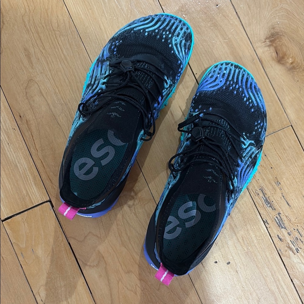 Women's Athletic Shoes - Black and Blue